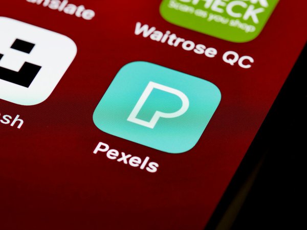 How are UK Technological Advancements Influencing Modern Computing Hardware?